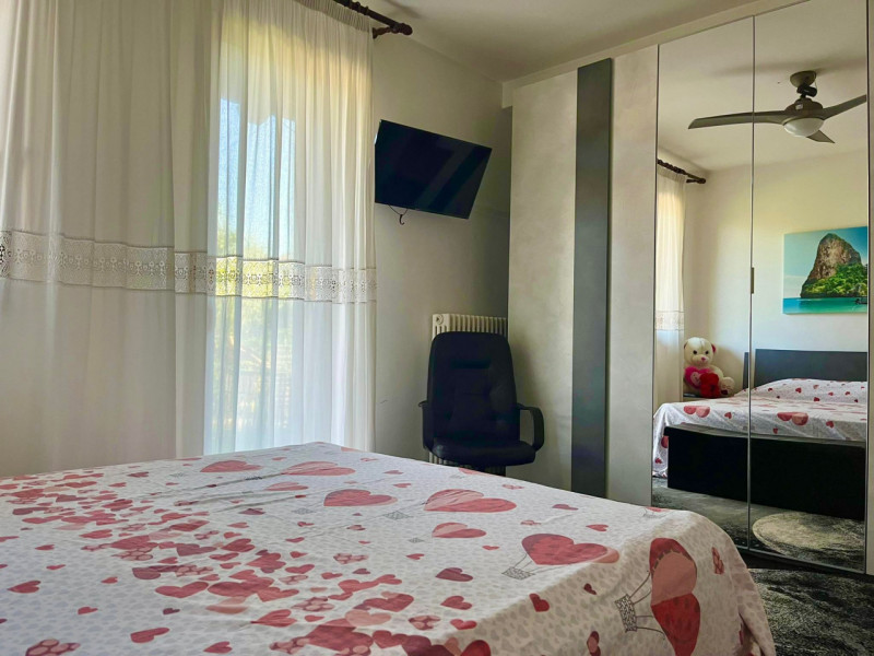 Stai cercando una casa spaziosa, luminosa e funzionale, in una zona comoda e ricca di servizi? 
Q...