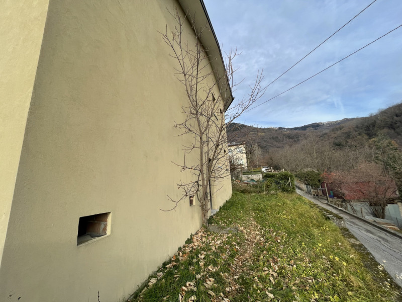 NOSTRA ESCLUSIVA: Nella caratteristica Borgata Vardanega, poco lontano dal centro, in una incante...