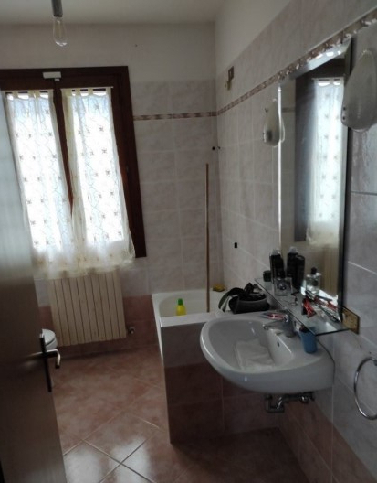 Rif. A.A.205-21

Vendita all'asta - n.2 villette con terreni in data 27 gennaio 2026

Descrizione...