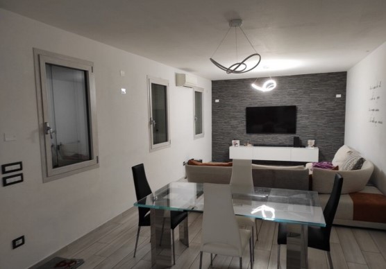 Rif. A.A.205-21

Vendita all'asta - n.2 villette con terreni in data 27 gennaio 2026

Descrizione...