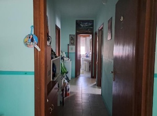 GAMBELLARA (VI) VIA SAN GIORGIO 5 - Piena proprietà di appartamento al piano rialzato, con cantin...