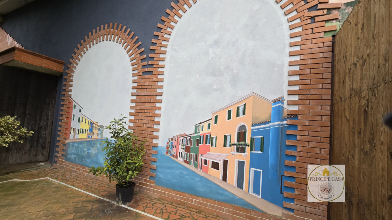 Rif. CS351 - Proponiamo porzione di Bifamiliare in posizione appartata ed a pochi minuti dai serv...