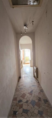 VICENZA (VI) VIA SARDEGNA 134 - Piena proprietà di appartamento sito al piano terzo di un vecchio...