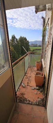 VICENZA (VI) VIA SARDEGNA 134 - Piena proprietà di appartamento sito al piano terzo di un vecchio...