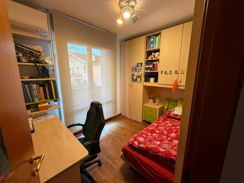 ALBIGNASEGO zona Carpanedo vendesi porzione di bifamiliare del 1995 ben tenuta in una zona reside...