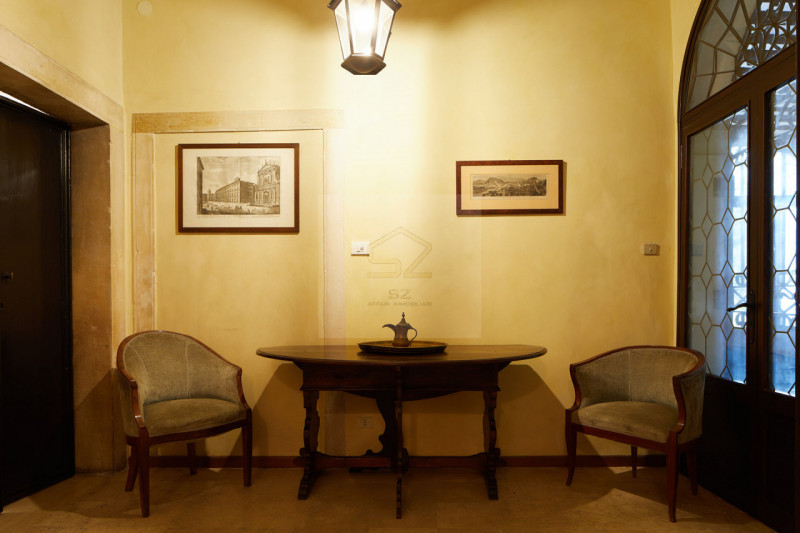 PADOVA CENTRO - ZONA SANTO

In prestigioso contesto d'epoca di sole 3 unità splendido PIANO NOBIL...