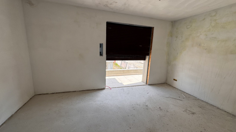 Scopri la tua nuova casa nel cuore di Piove di Sacco! Proponiamo una splendida porzione trifamili...