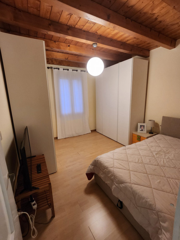 Proponiamo in vendita una casa a schiera situata nella tranquilla località di Borgo San Marco, a ...