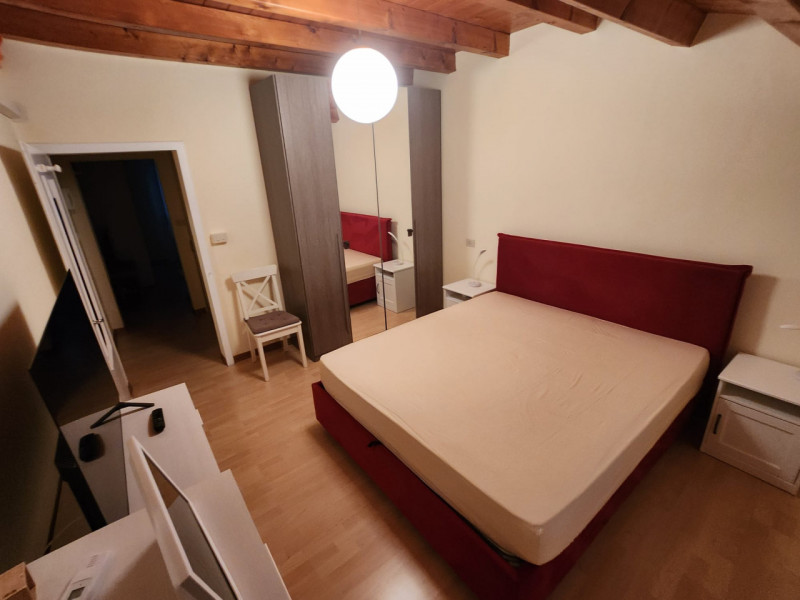 Proponiamo in vendita una casa a schiera situata nella tranquilla località di Borgo San Marco, a ...