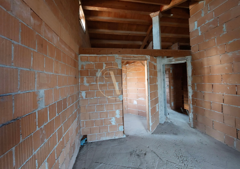 Se cerchi un’ottima opportunità immobiliare, hai trovato la giusta soluzione.

Vendesi bifamiliar...