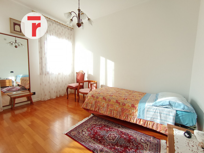 NUDA PROPRIETA' - di un quadrilocale incastonato nel meraviglioso contesto dei Colli Euganei, in ...