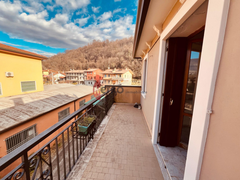 Vendesi Appartamento a Spagnago di Cornedo Vicentino 

 Indirizzo: Via Monte Cimone, Spagnago di ...