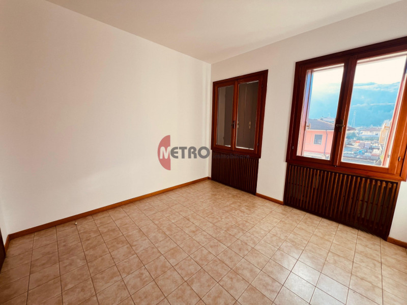 Vendesi Appartamento a Spagnago di Cornedo Vicentino 

 Indirizzo: Via Monte Cimone, Spagnago di ...