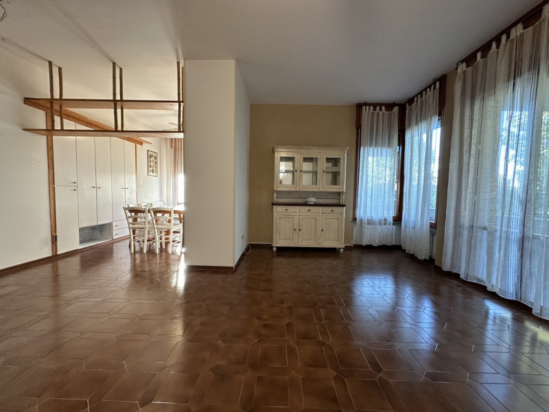 Senigallia Vendita Appartamento più di 5 locali