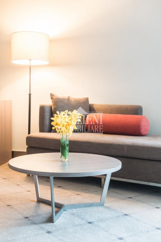 CORSO PADOVA - in zona comoda a tutti i servizi e a due passi dal centro storico proponiamo in ve...