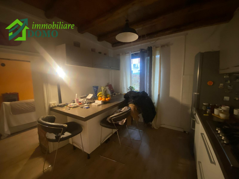 Piovene Rocchette:casa affiancata indipendente con garage e giardino €120.000
info 0445 824740

N...