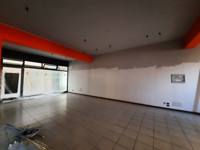 Salzano Vendita Negozio