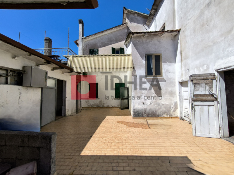 "RIFERIMENTO FPM1"

MONASTIER DI TREVISO

In tranquilla zona residenziale immersa nel verde, non ...
