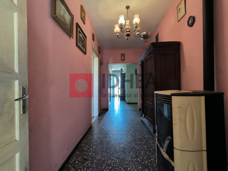 "RIFERIMENTO FPM1"

MONASTIER DI TREVISO

In tranquilla zona residenziale immersa nel verde, non ...
