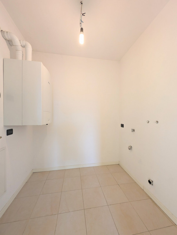 Marano Vicentino - Tricamere completamente indipendente - Euro 219.000

Trattativa riservata Unic...