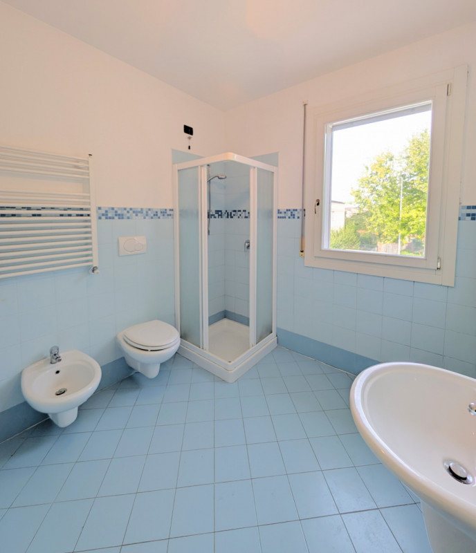 Marano Vicentino - Tricamere completamente indipendente - Euro 219.000

Trattativa riservata Unic...