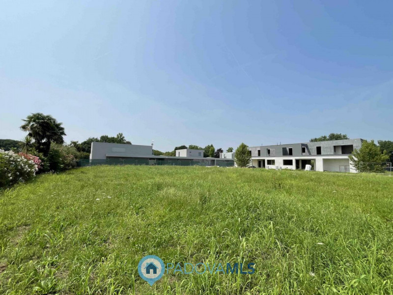 Immobile in esclusiva al Gruppo Padova MLS

Splendida villa bifamiliare ad uso abitativo situata ...