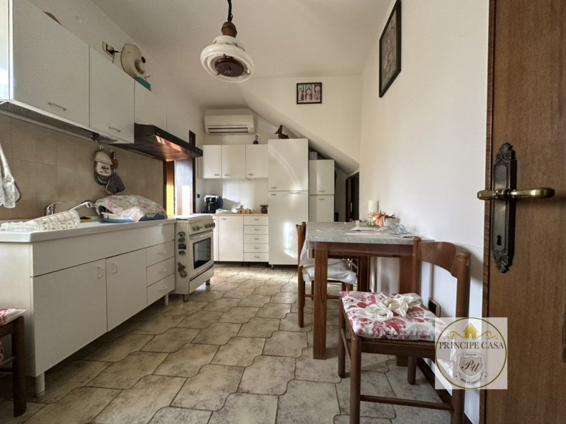 Riferimento immobile: FS101

A Sant'Urbano in posizione appartata ma comodissima alla viabilità p...