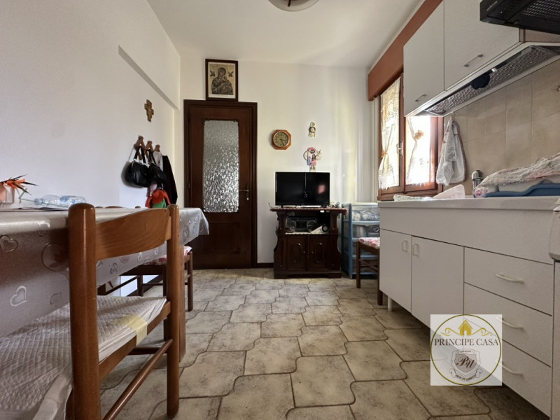 Riferimento immobile: FS101

A Sant'Urbano in posizione appartata ma comodissima alla viabilità p...