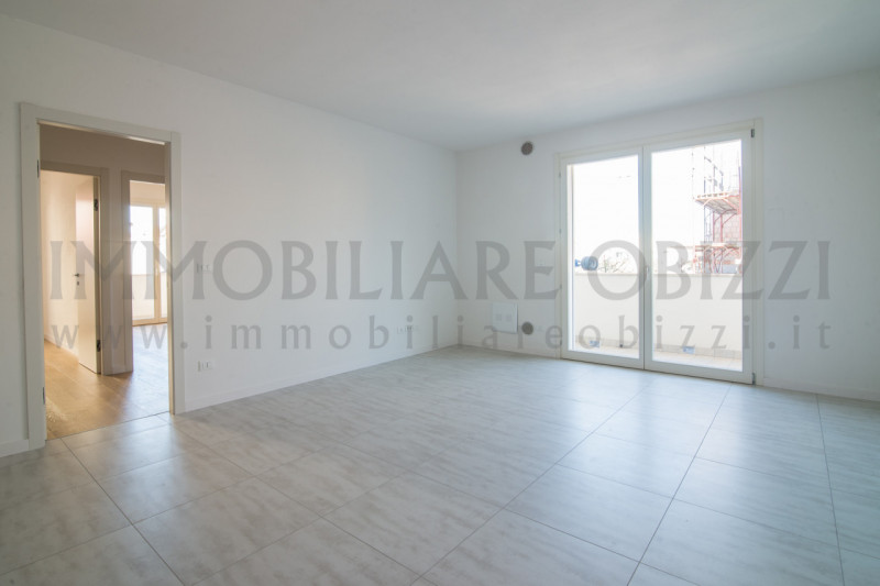 SAN TOMMASO proponiamo in vendita porzione di bifamiliare di circa 140 mq. commerciali, con giard...