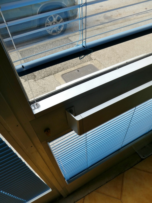 UFFICIO-NEGOZIO VETRINATO AL PIANO TERRA, FRONTE STRADA A VICENZA OVEST - MERCATO NUOVO - Rif. 82...