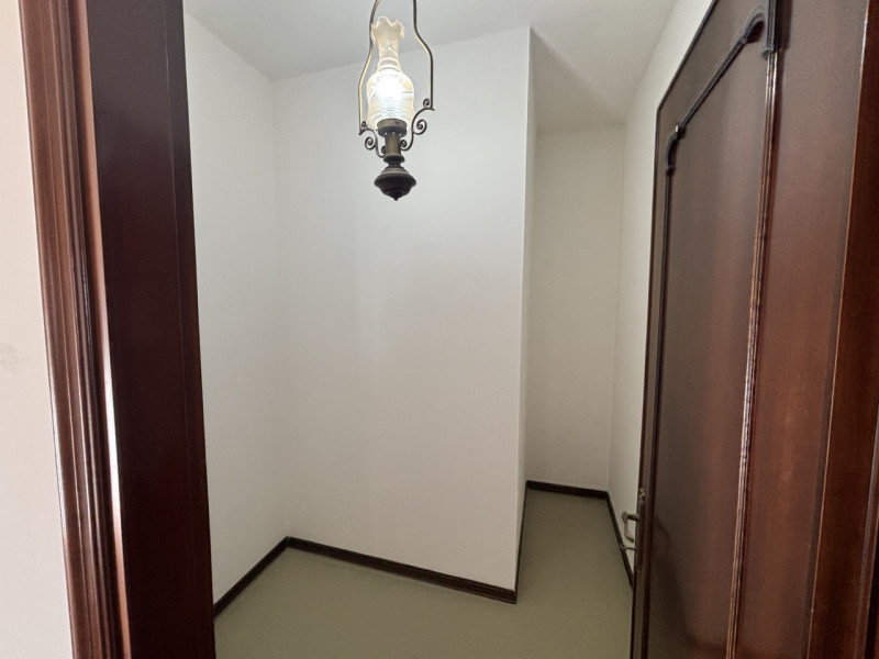 All'interno del quartiere residenziale di San Biagio, in una via di sole villette, proponiamo in ...