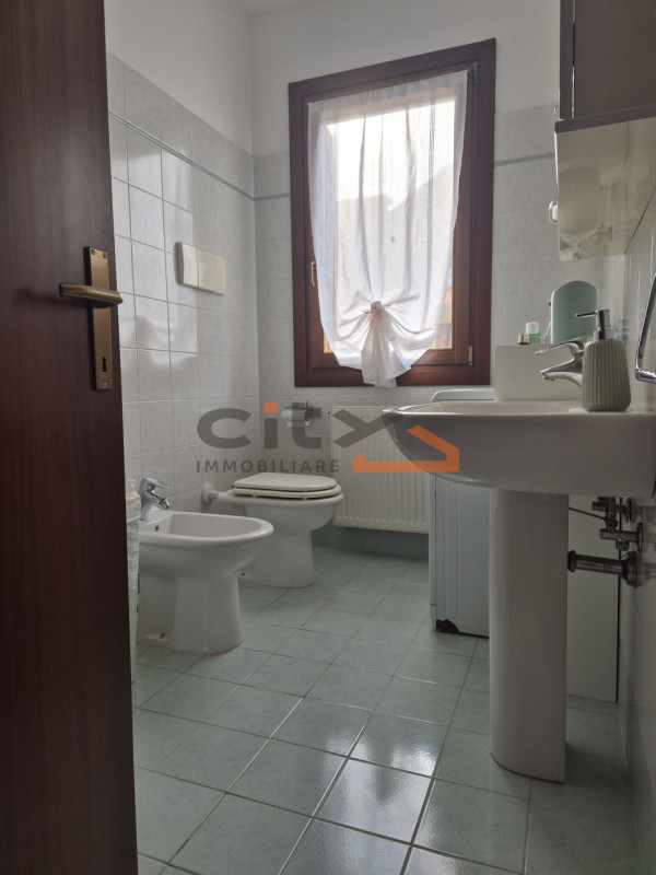 Mussolente - In tranquilla zona residenziale, poco trafficata ma allo stesso tempo comoda a tutti...