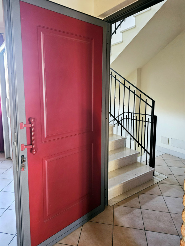 Proponiamo in vendita meravigliosa soluzione indipendente, situata nel centro di Vo'. Questa pala...