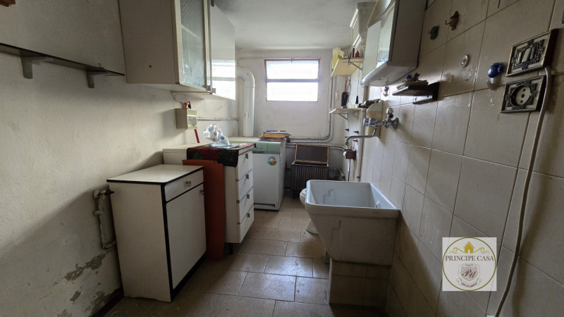 Rif. BE24 - In zona residenziale comodissima al centro ed a tutti i servizi proponiamo gradevole ...