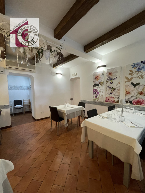 Si propone CENTRO PIAZZOLA SUL BRENTA, all'interno DELLE LOGGE PALLADIANE, STORICA attività di ri...