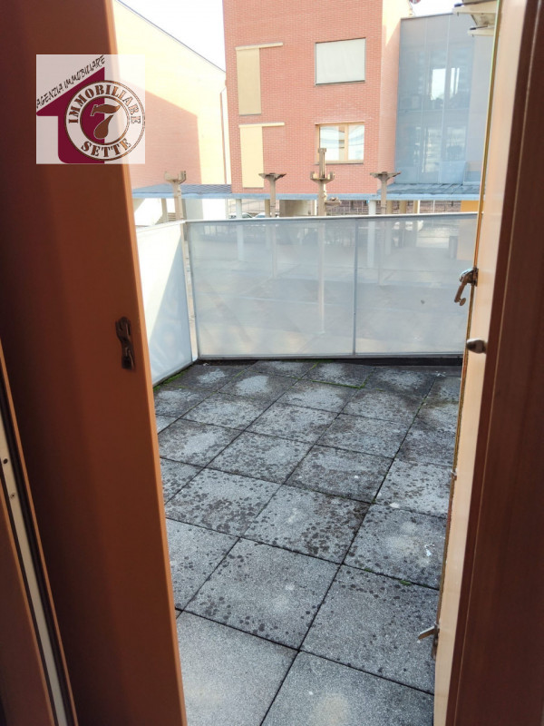 Vendesi PIAZZOLA SUL BRENTA CENTRO VILLETTA A SCHIERA, all'interno del complesso Ex Jutificio, sv...