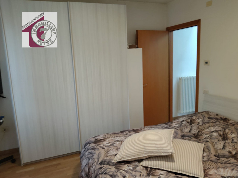 Vendesi PIAZZOLA SUL BRENTA CENTRO VILLETTA A SCHIERA, all'interno del complesso Ex Jutificio, sv...