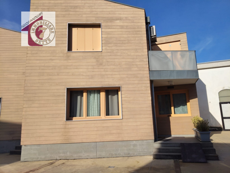 Vendesi PIAZZOLA SUL BRENTA CENTRO VILLETTA A SCHIERA, all'interno del complesso Ex Jutificio, sv...