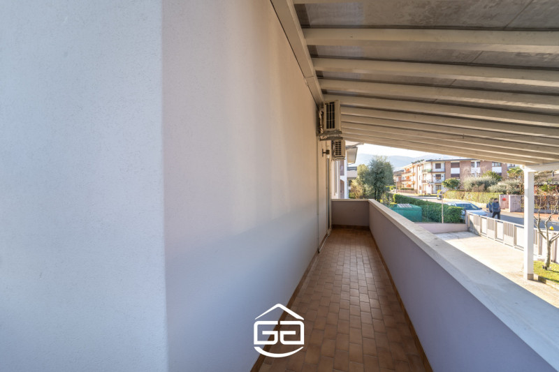 MALO. In una zona residenziale tranquilla e ben abitata proponiamo in vendita una spettacolare vi...