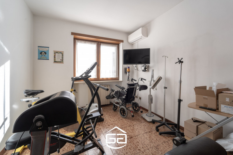 MALO. In una zona residenziale tranquilla e ben abitata proponiamo in vendita una spettacolare vi...