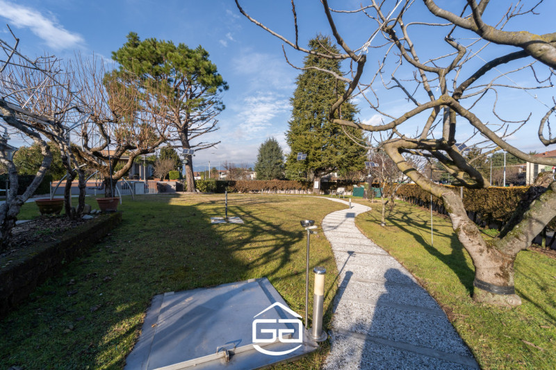 MALO. In una zona residenziale tranquilla e ben abitata proponiamo in vendita una spettacolare vi...