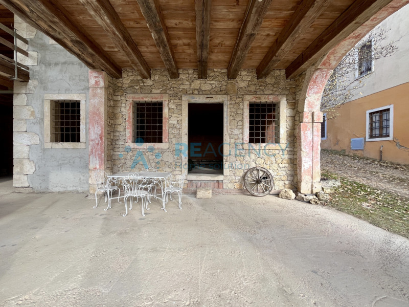 CASTELGOMBERTO - Contrada Fortuna

Stai cercando una casa indipendente in stile rustico con vista...