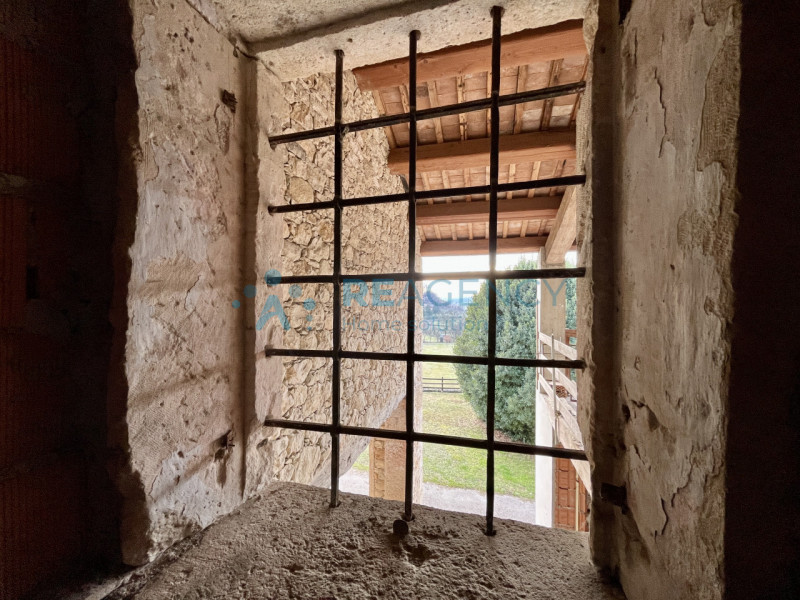 CASTELGOMBERTO - Contrada Fortuna

Stai cercando una casa indipendente in stile rustico con vista...