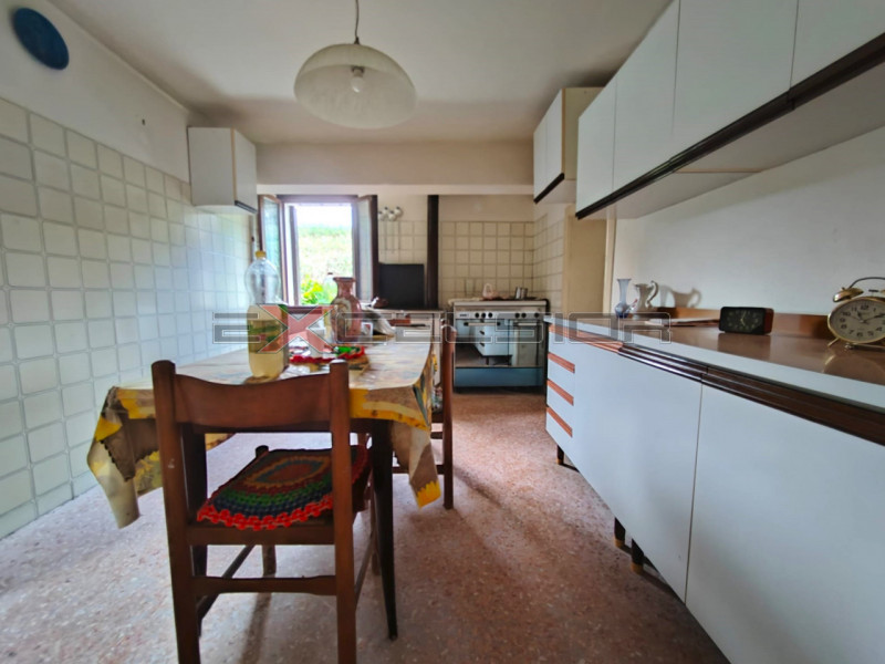 Case, Appartamenti, Ville, Attici, Loft in Vendita a Pettorazza Grimani