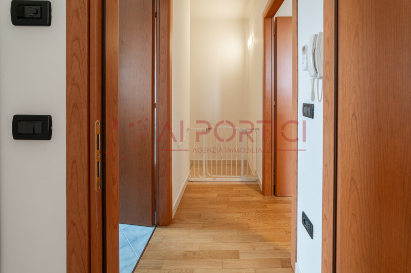 PIOVE DI SACCO zona Sant'Anna - APPARTAMENTO disposto su 2 piani, in zona residenziale comoda al ...