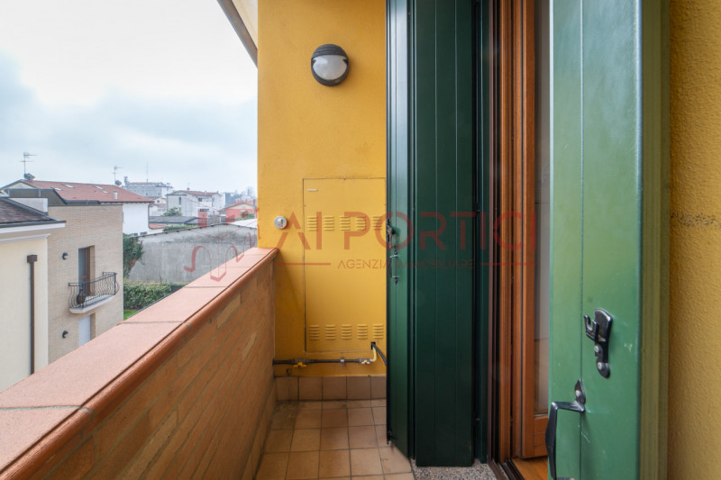 PIOVE DI SACCO zona Sant'Anna - APPARTAMENTO disposto su 2 piani, in zona residenziale comoda al ...