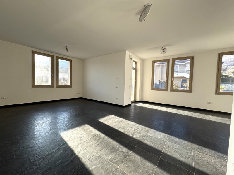 Informazioni più dettagliate in Unica Immobiliare, Colceresa via Marconi 2 – 0424.1590376 - 33811...