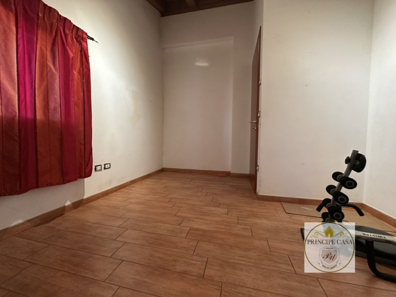 Riferimento immobile: AS101

A Carceri, impossibilità del centro cittadino, proponiamo proprietà ...