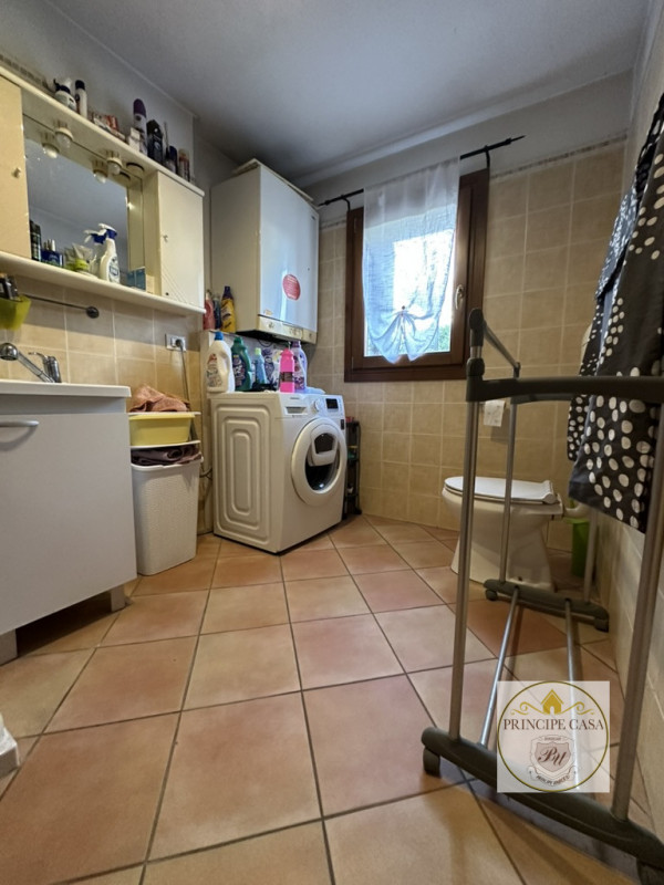 Riferimento immobile: AS101

A Carceri, impossibilità del centro cittadino, proponiamo proprietà ...