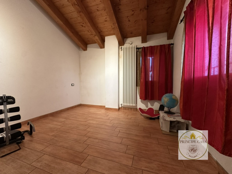 Riferimento immobile: AS101

A Carceri, impossibilità del centro cittadino, proponiamo proprietà ...